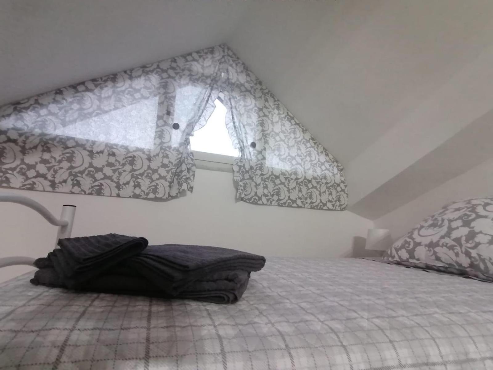 Ferienwohnung Il Sole Dell'Etna Aci SantʼAntonio Exterior foto